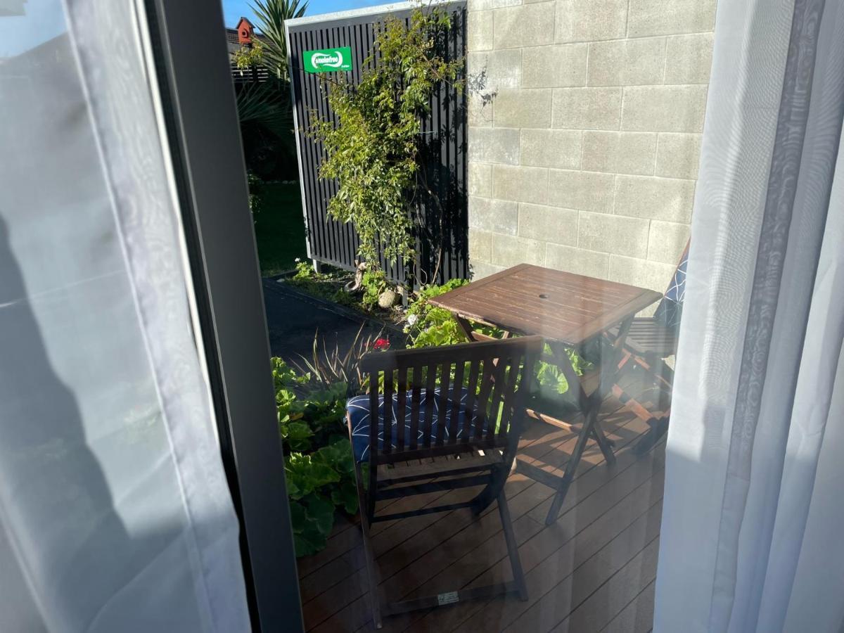 Carters By The Sea Beachside Studio Apartments Carters Beach Extérieur photo