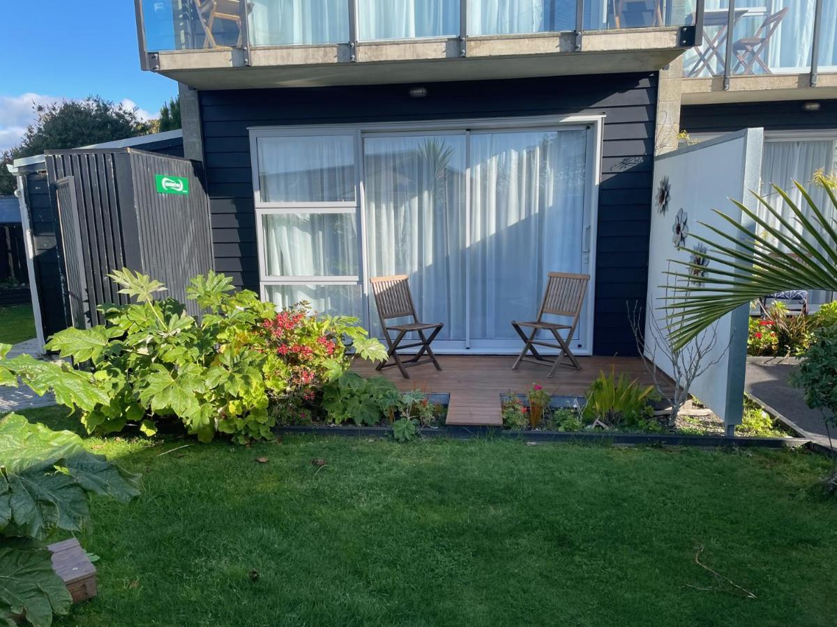 Carters By The Sea Beachside Studio Apartments Carters Beach Extérieur photo