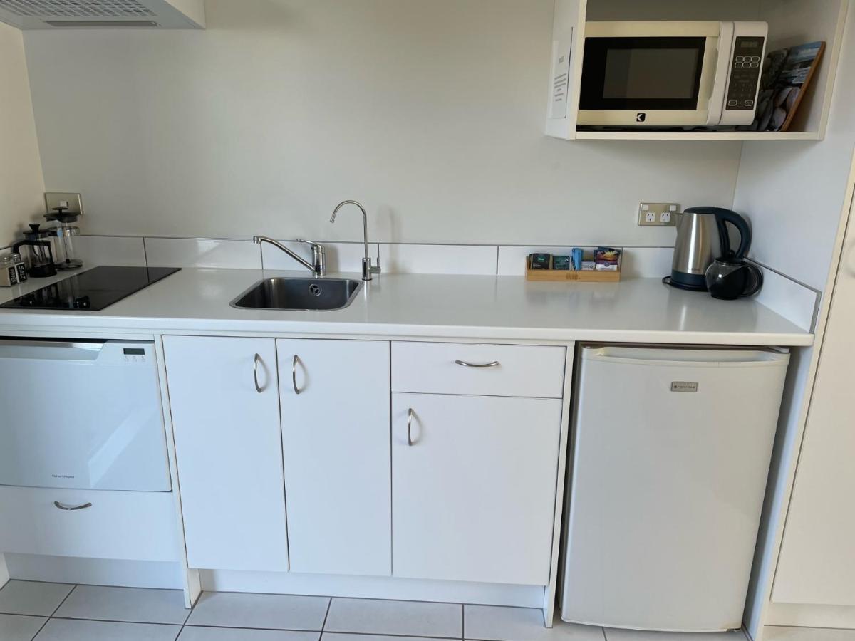 Carters By The Sea Beachside Studio Apartments Carters Beach Extérieur photo